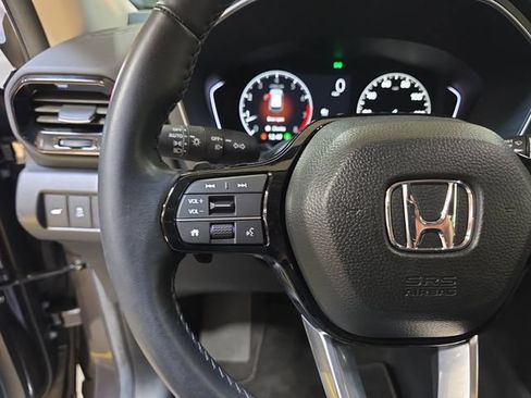 Used 2024 Honda Pilot EX-L image 27