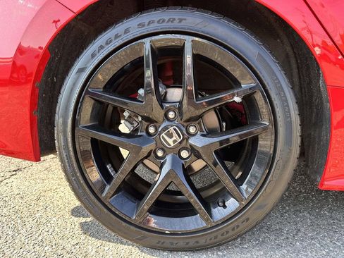 Used 2023 Honda Civic Sport image 6