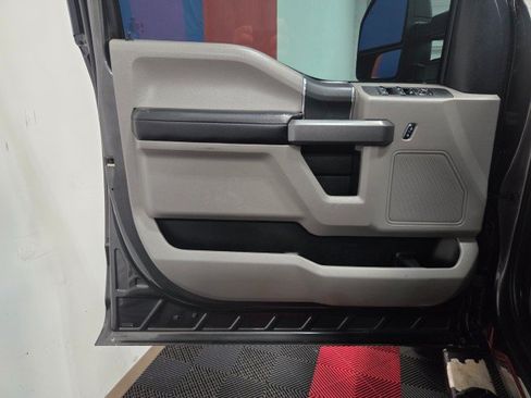 Used 2017 Ford F250 XLT w/ XLT Value Package AWD/4WD image 32