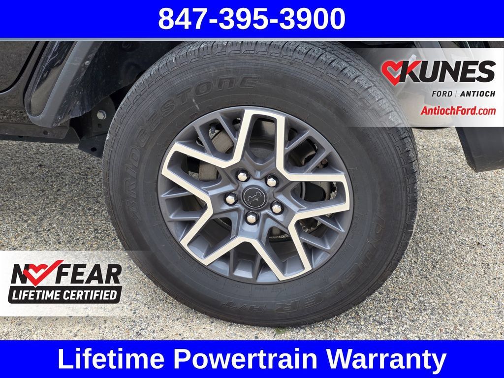 Used 2025 Jeep Wrangler Unlimited Sahara AWD/4WD image 14