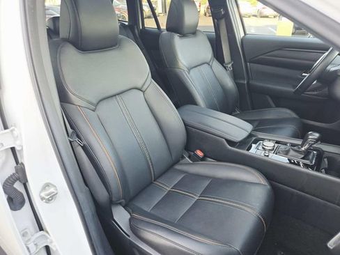 Used 2025 MAZDA CX-50 AWD 2.5 S w/ Premium Plus Pkg image 13