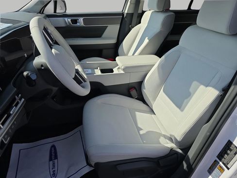 New 2026 Hyundai Santa Fe SE FWD image 15