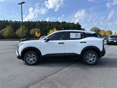 New 2026 Nissan Kicks S image 5