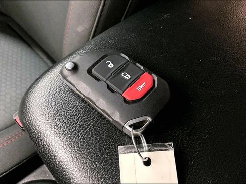 Used 2023 Jeep Gladiator Rubicon w/ Trailer Tow Package image 13