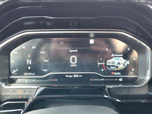 Used 2023 GMC Sierra 1500 SLE w/ Preferred Package image 16