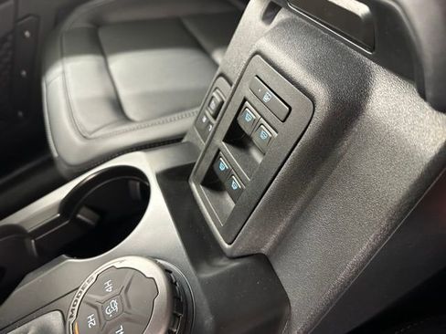 New 2025 Ford Bronco Outer Banks image 34