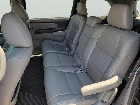 Used 2016 Honda Odyssey Touring Elite image 14