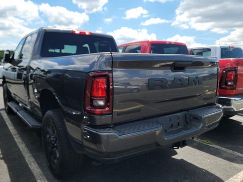 Used 2026 RAM 2500 Big Horn AWD/4WD image 5