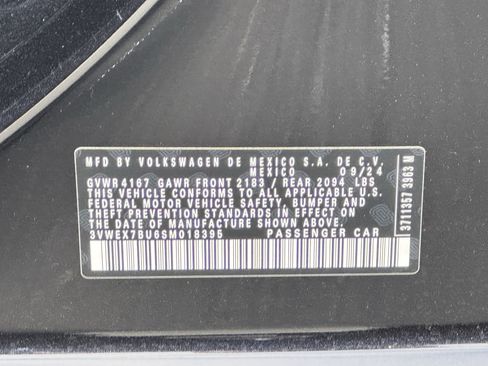 Used 2025 Volkswagen Jetta SE image 37