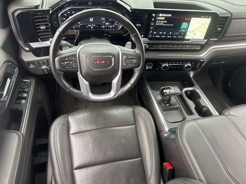 Used 2023 GMC Sierra 1500 SLT image 18