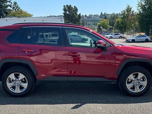Certified 2024 Toyota RAV4 XLE AWD/4WD image 4