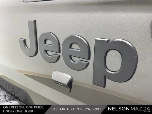 Used 2021 Jeep Gladiator Sport w/ Trailer Tow Package image 15