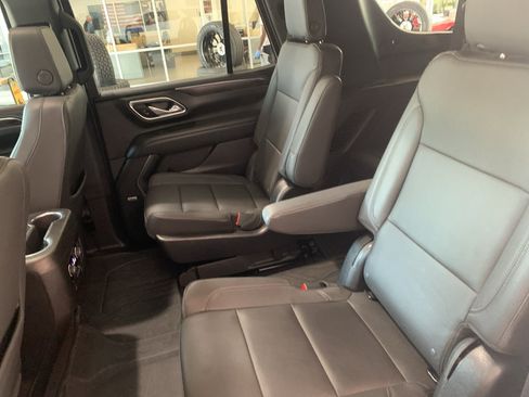 Used 2023 Chevrolet Tahoe LT w/ LT Signature Plus Package AWD/4WD image 17