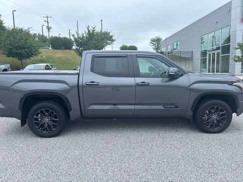 Used 2023 Toyota Tundra Platinum AWD/4WD image 2