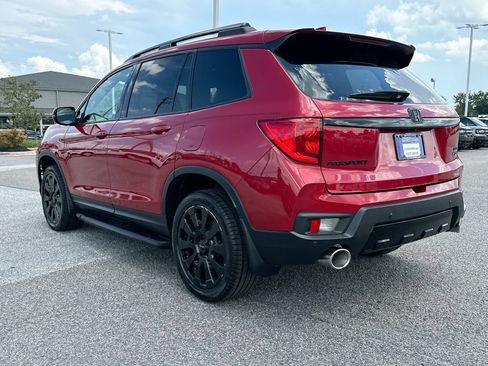Used 2023 Honda Passport Elite image 6