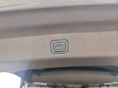 Used 2023 Chevrolet Tahoe LT w/ LT Signature Plus Package image 25