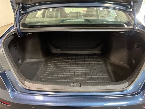 Used 2024 Honda Accord EX-L image 17