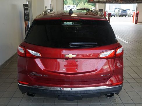 Used 2018 Chevrolet Equinox LT w/ Sun & Infotainment Package AWD/4WD image 10