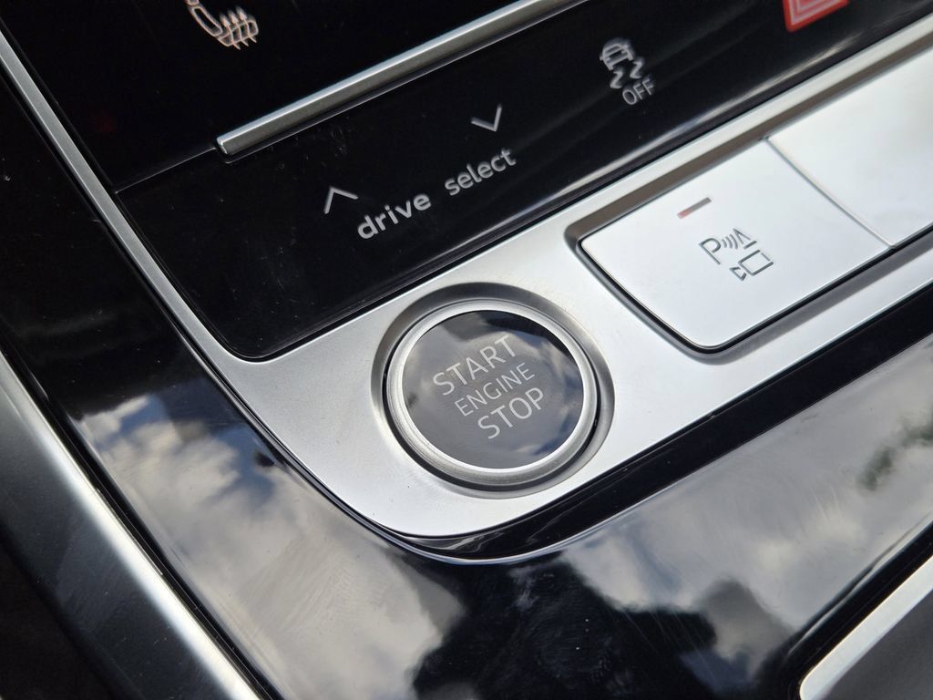 Used 2026 Audi Q7 3.0T Premium Plus AWD/4WD image 25
