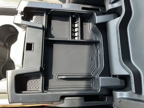 Used 2023 RAM 3500 Big Horn w/ Night Edition image 27