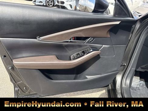 Used 2023 MAZDA CX-30 AWD 2.5 S w/ Premium Package image 18