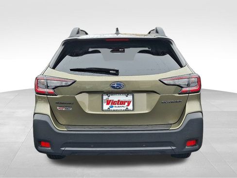 Certified 2025 Subaru Outback Onyx Edition image 5