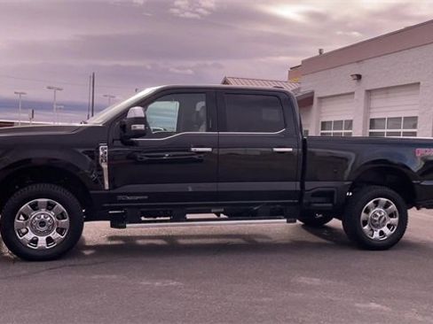 Used 2024 Ford F350 Lariat image 6