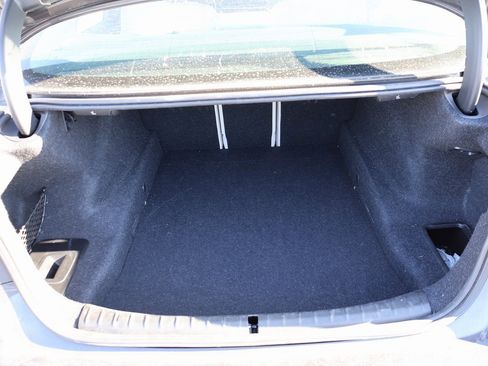 Used 2018 BMW 530i xDrive image 17