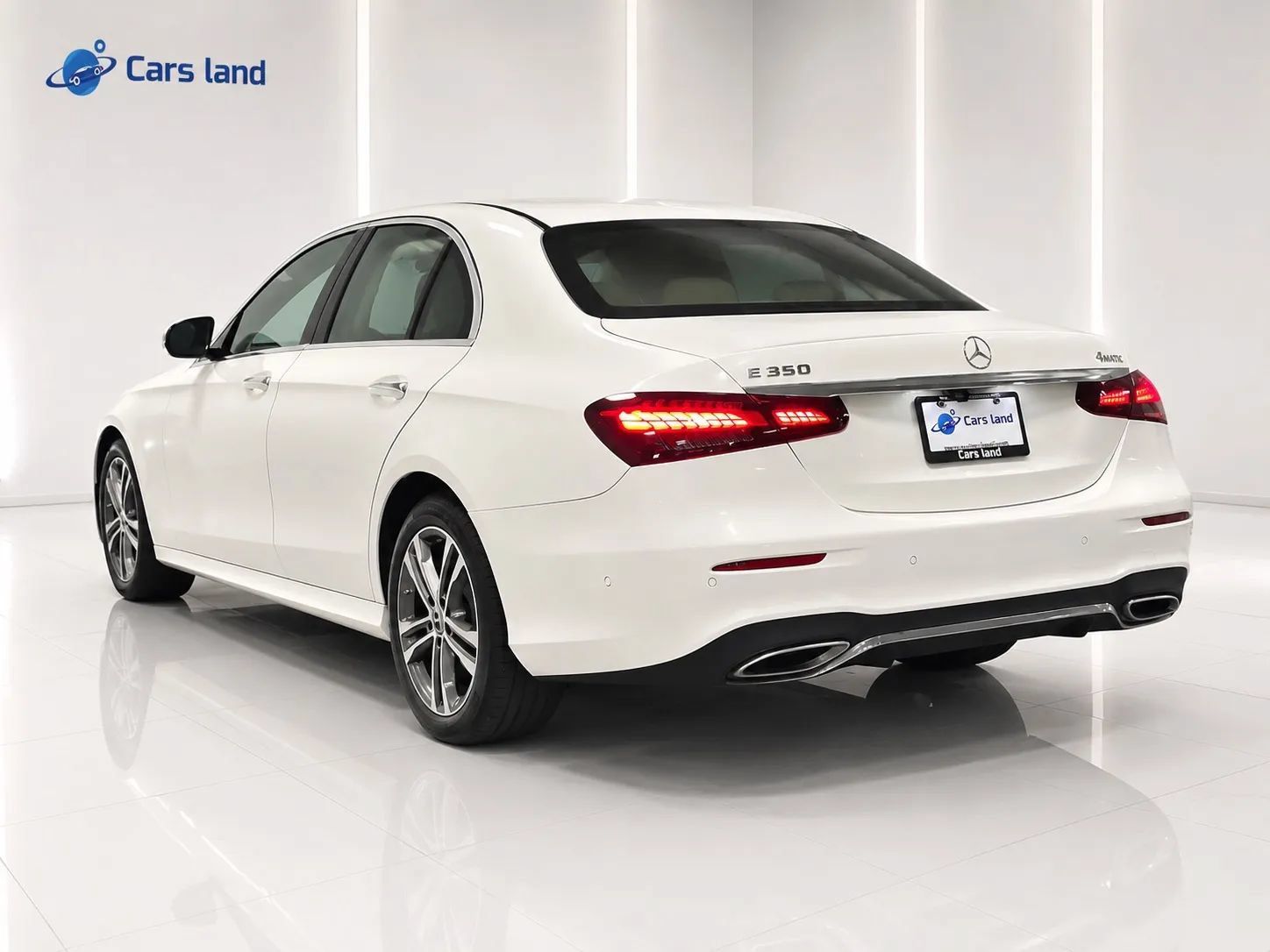 Used 2021 Mercedes-Benz E 350 4MATIC Sedan image 5