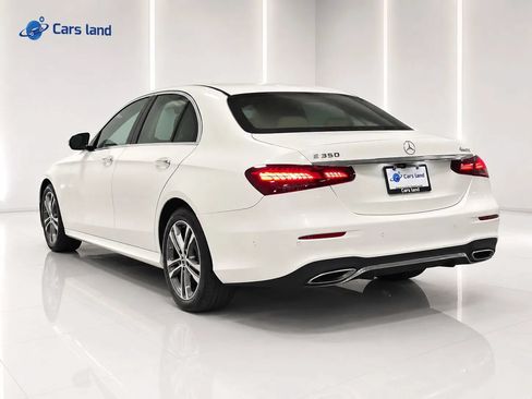 Used 2021 Mercedes-Benz E 350 4MATIC Sedan image 5