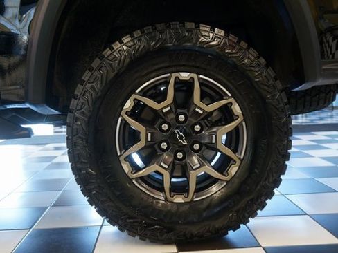 Used 2026 Chevrolet Colorado ZR2 w/ Technology Package image 84