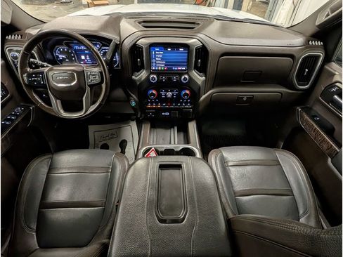 Used 2020 GMC Sierra 1500 Denali w/ Denali Ultimate Package image 9