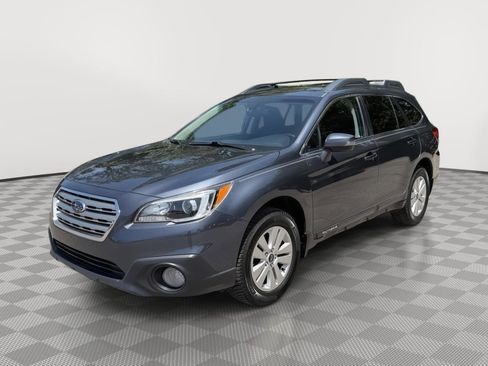 Used 2017 Subaru Outback 2.5i Premium AWD/4WD image 5