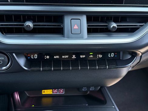 New 2026 Lexus UX 300h AWD image 19