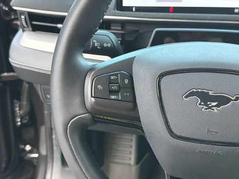 Used 2022 Ford Mustang Mach-E Select w/ Comfort/Technology Package RWD image 23
