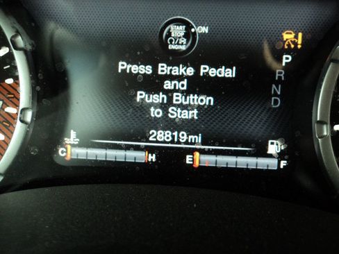 Used 2023 Jeep Renegade Limited AWD/4WD image 12