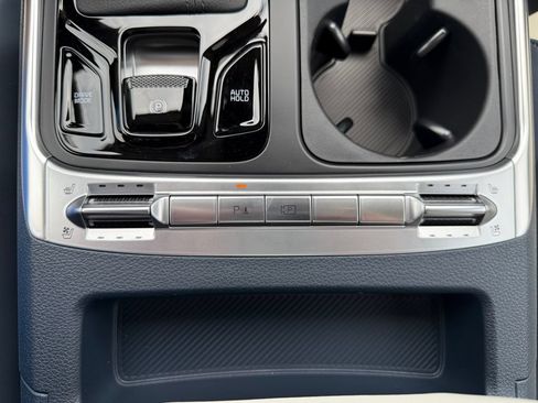 New 2026 Kia Carnival SX FWD image 19