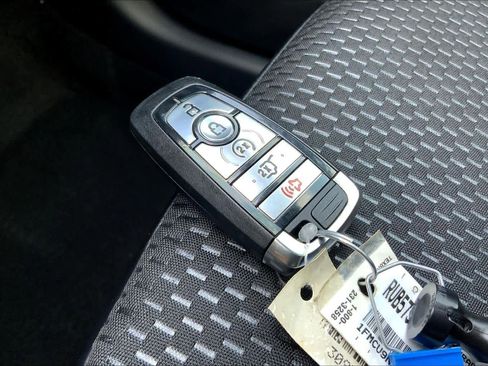 Used 2024 Ford Escape ST-Line Select w/ Tech Pack #2 image 14