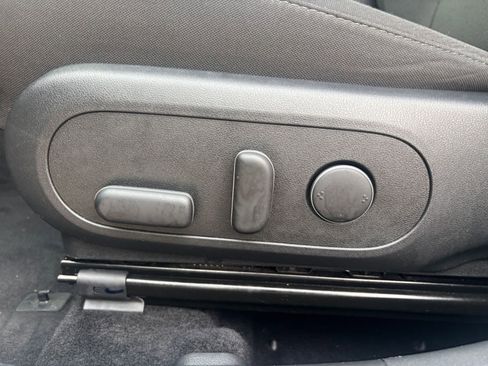 Used 2025 Hyundai Kona SEL image 23