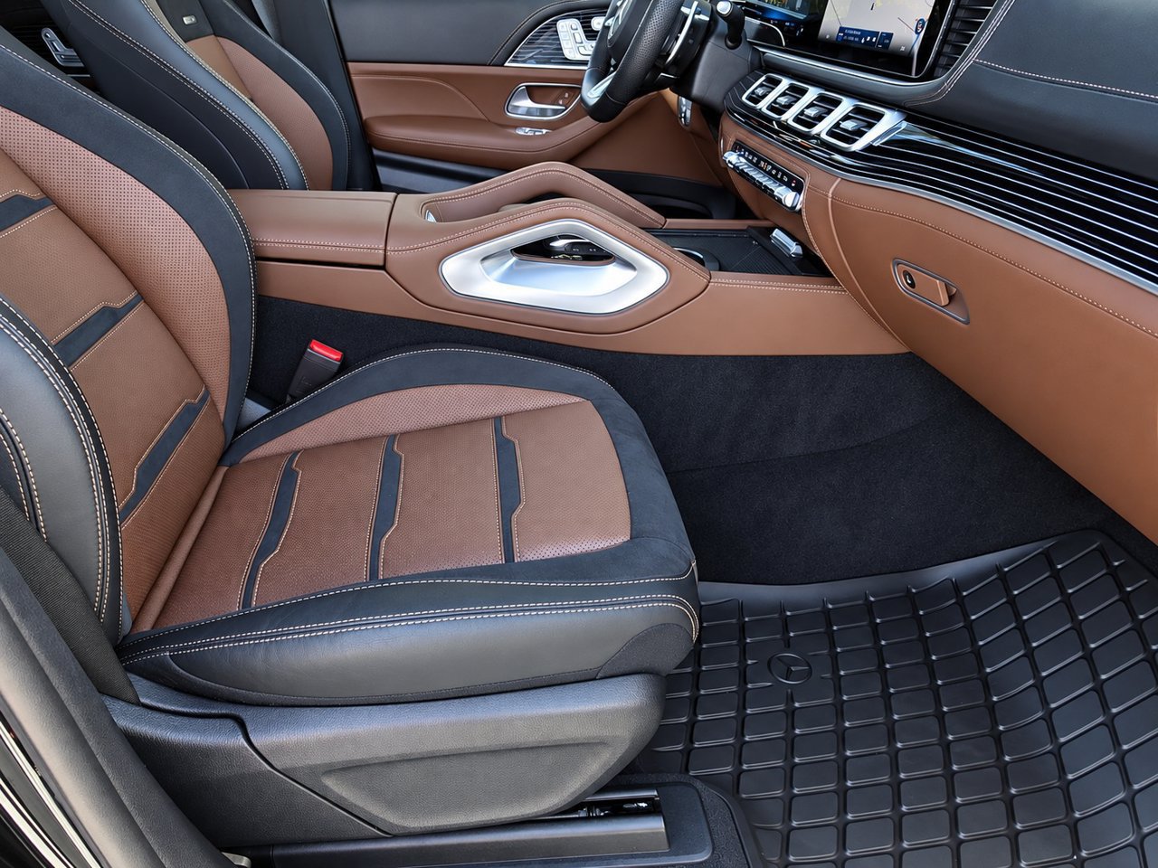 Used 2024 Mercedes-Benz GLE 63 AMG S image 36