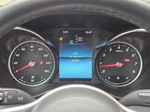 Used 2022 Mercedes-Benz GLC 300 image 39