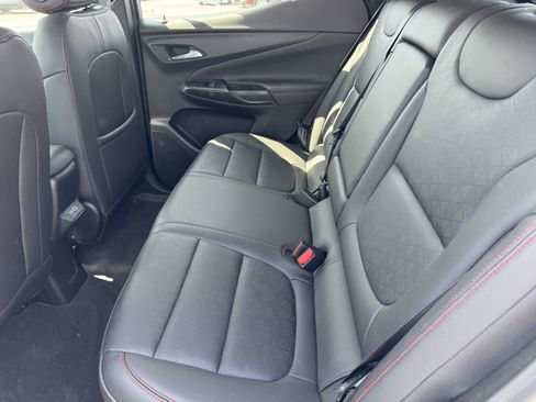 Certified 2023 Chevrolet Bolt EUV LT w/ Convenience Package image 12