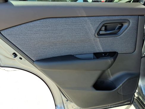 Certified 2023 Nissan Rogue S AWD/4WD image 12