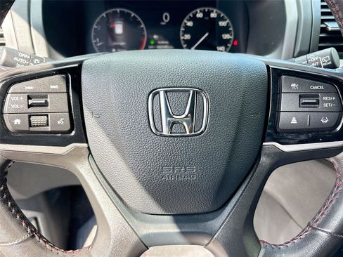 Used 2025 Honda Odyssey Sport-L image 11