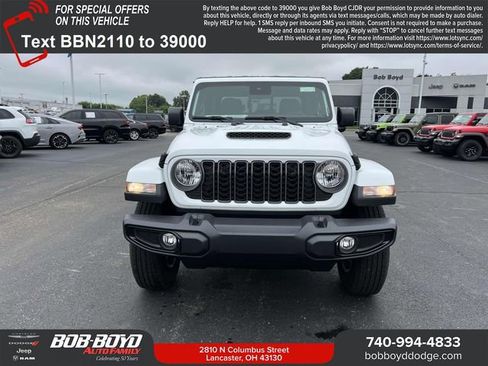 New 2025 Jeep Gladiator Sport AWD/4WD image 4