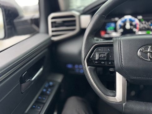 Used 2023 Toyota Sequoia Limited image 7