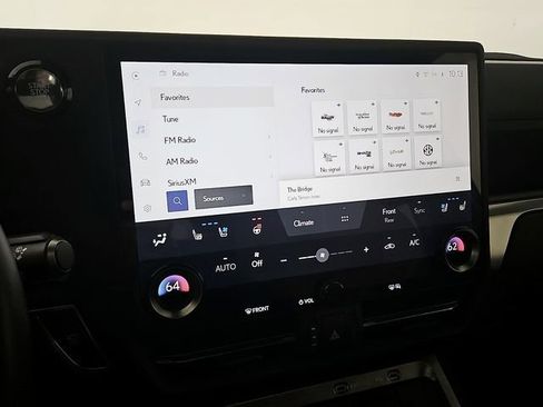 New 2025 Lexus GX 550 AWD/4WD image 18