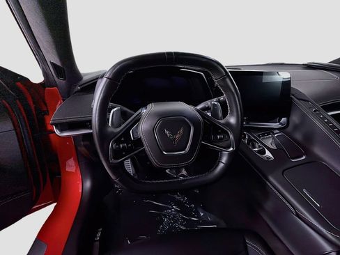 Used 2022 Chevrolet Corvette Stingray Premium Conv w/ Z51 Performance Package RWD image 11