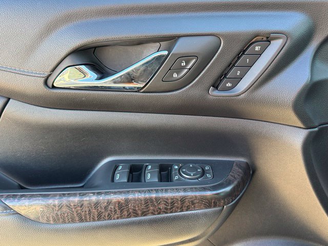 Used 2023 GMC Acadia Denali FWD image 9