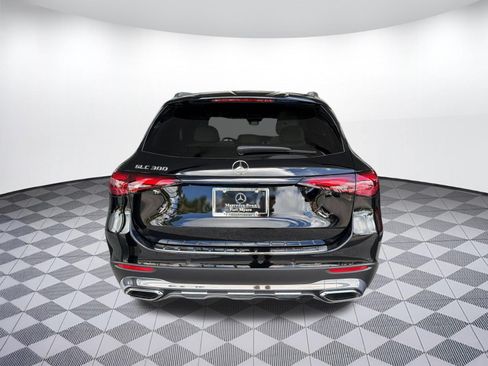 Certified 2026 Mercedes-Benz GLC 300 image 10